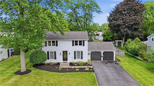 763 Saffron Lane, Webster, NY 14580