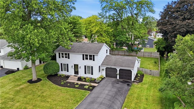 763 Saffron Lane, Webster, NY 14580