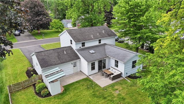 763 Saffron Lane, Webster, NY 14580