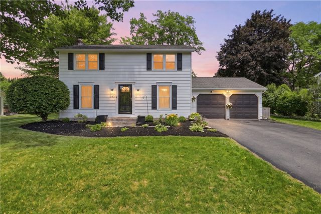 763 Saffron Lane, Webster, NY 14580