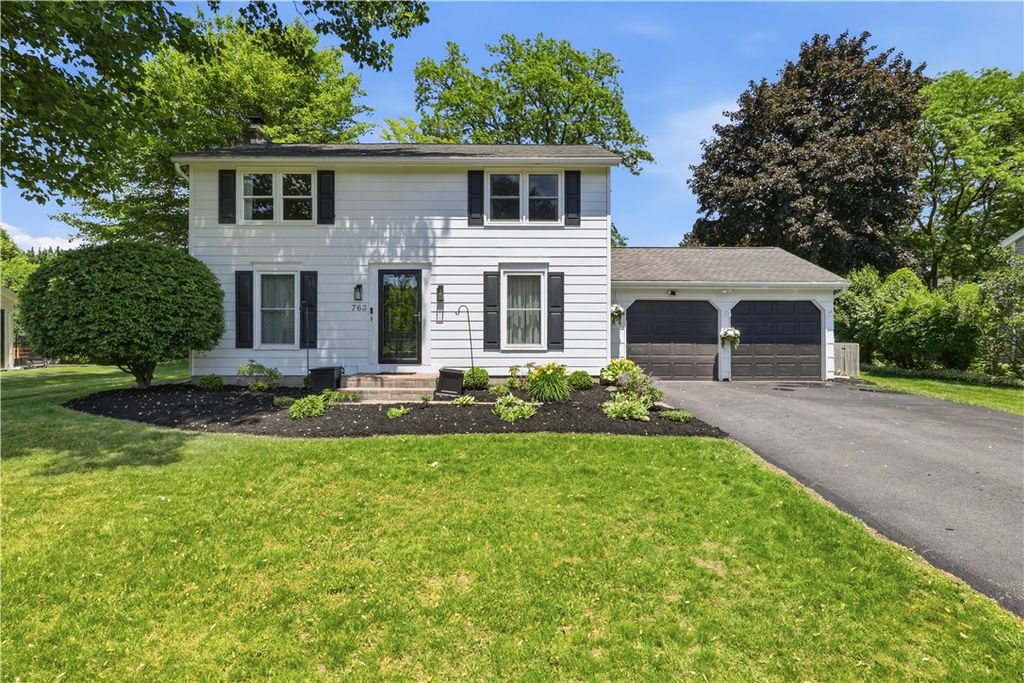 763 Saffron Lane, Webster, NY 14580