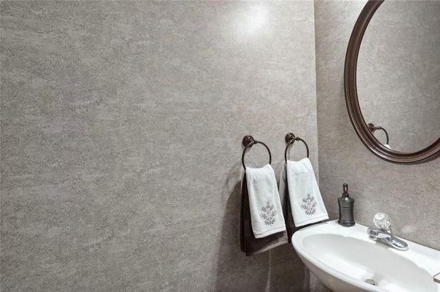 6411 Vicksburg NW Court, Acworth, GA 30101