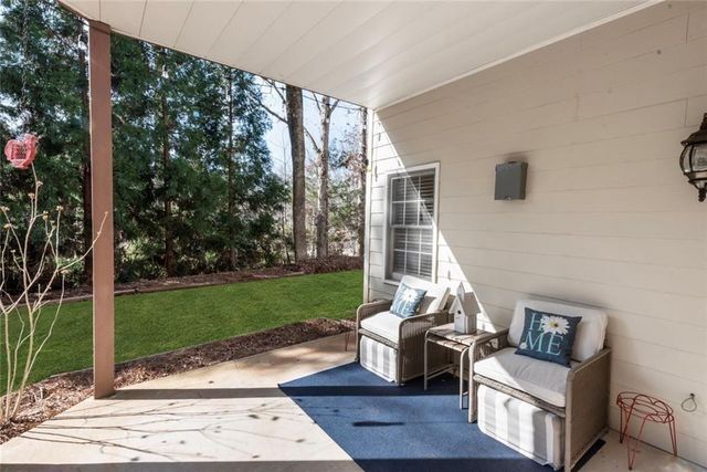 6411 Vicksburg NW Court, Acworth, GA 30101