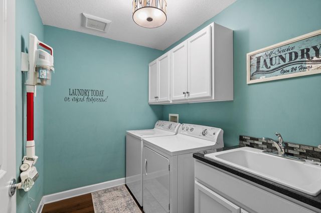 17954 Nixon Court NW, Elk River, MN 55330