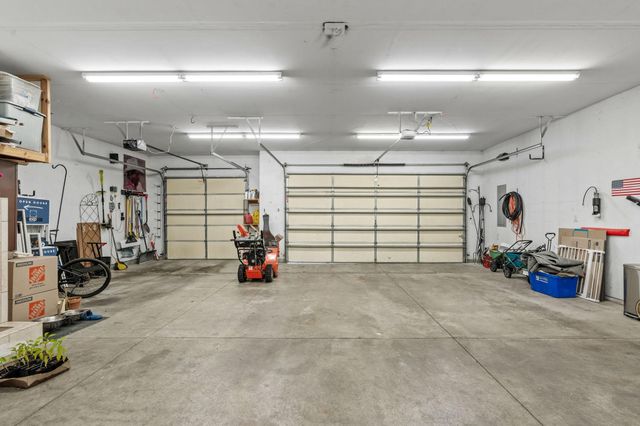 17954 Nixon Court NW, Elk River, MN 55330