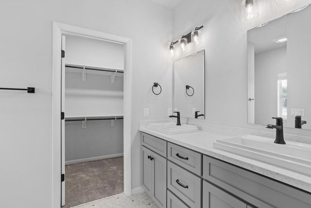 1908 Waterfall Way, Madison, WI 53718