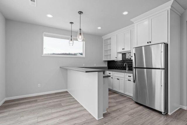 1908 Waterfall Way, Madison, WI 53718