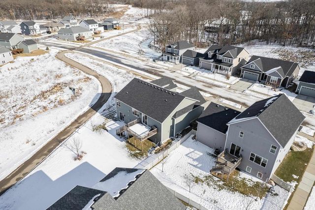 1908 Waterfall Way, Madison, WI 53718