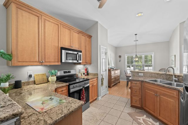 17 Passion Flower Ct., Murrells Inlet, SC 29576