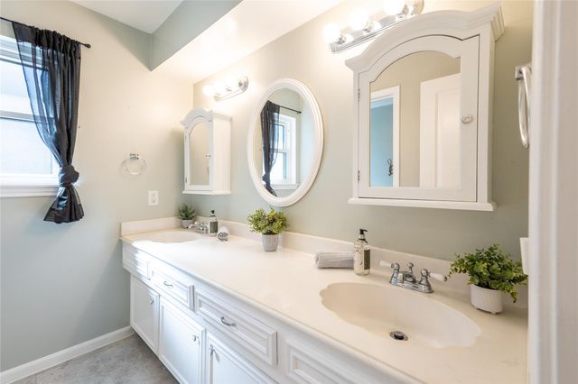 2016 Pine River Drive, Houston, TX 77339