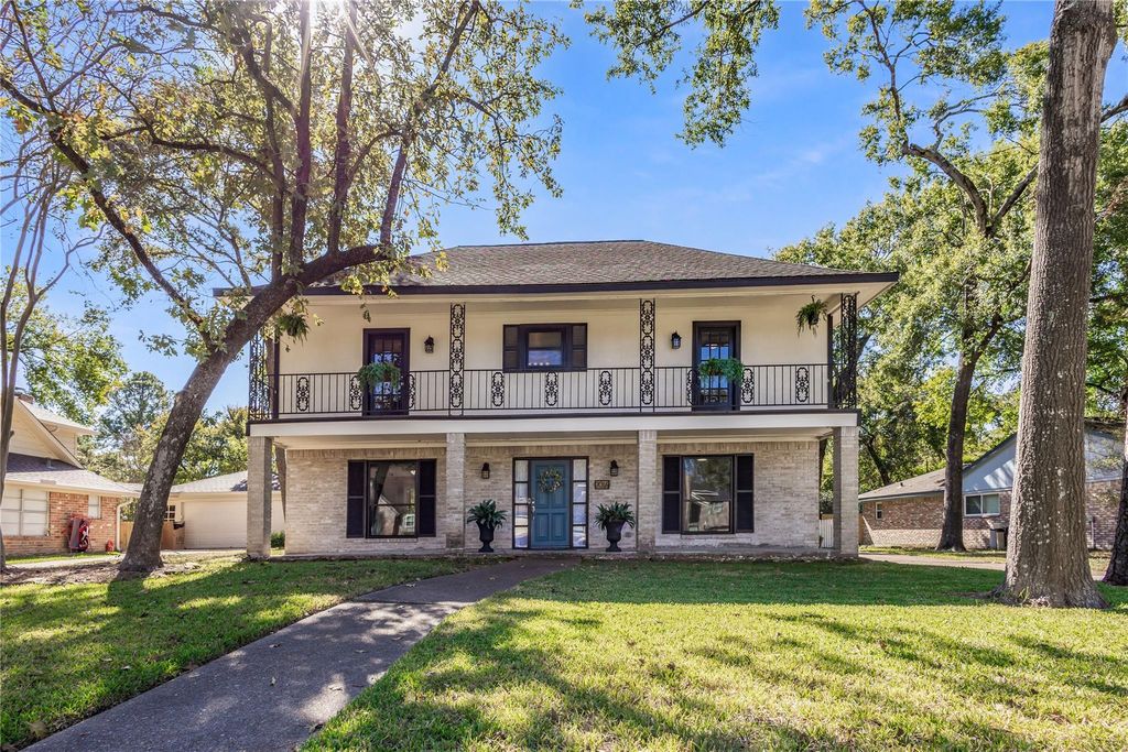 2016 Pine River Drive, Houston, TX 77339