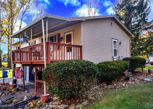 1830 B Street, Akron, OH 44312