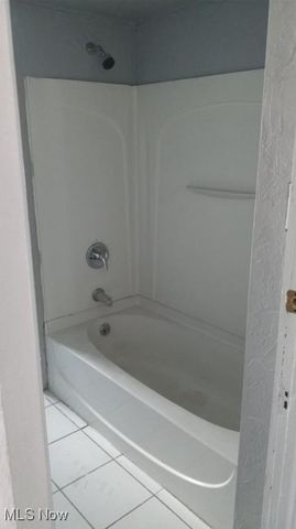 11705 Fairport Avenue, Cleveland, OH 44108