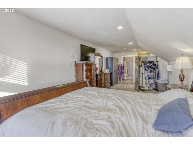 20845 Sw EGGERT Way, Beaverton, OR 97078