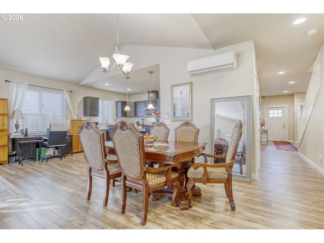 20845 Sw EGGERT Way, Beaverton, OR 97078