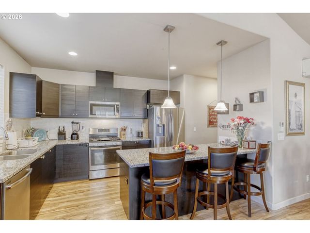 20845 Sw EGGERT Way, Beaverton, OR 97078