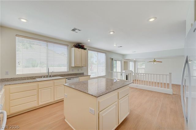 356 Lakewood Garden Drive, Las Vegas, NV 89148