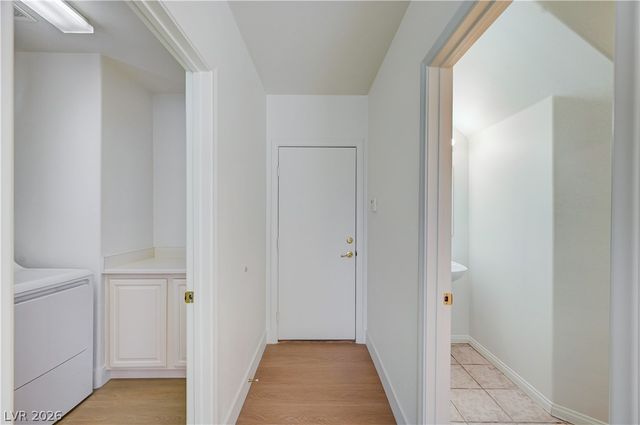356 Lakewood Garden Drive, Las Vegas, NV 89148
