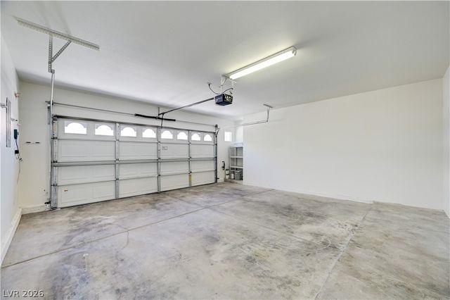 356 Lakewood Garden Drive, Las Vegas, NV 89148