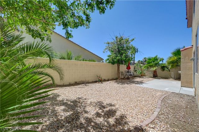 356 Lakewood Garden Drive, Las Vegas, NV 89148