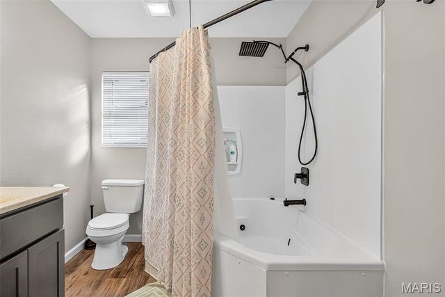 9618 E East Vista Drive, Hillsboro, MO 63050