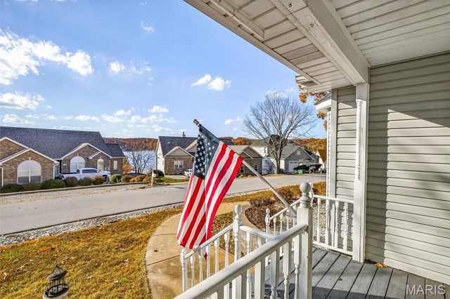 9618 E East Vista Drive, Hillsboro, MO 63050