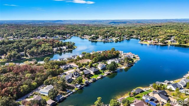 9618 E East Vista Drive, Hillsboro, MO 63050