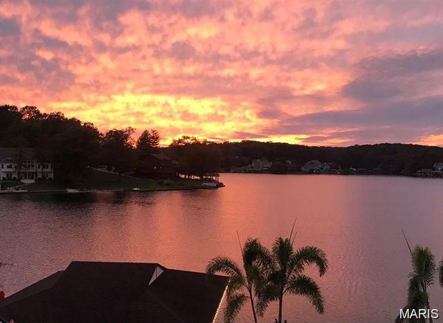 9618 E East Vista Drive, Hillsboro, MO 63050