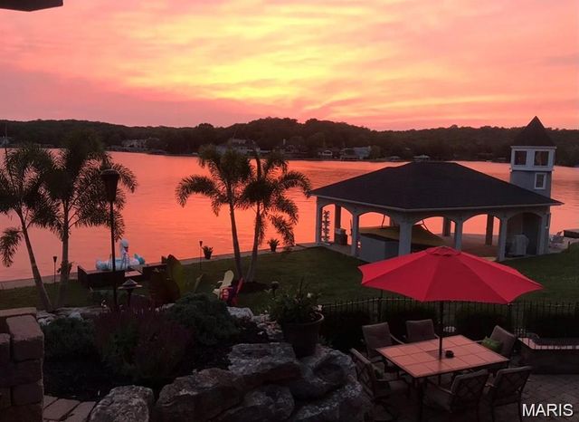 9618 E East Vista Drive, Hillsboro, MO 63050