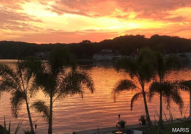 9618 E East Vista Drive, Hillsboro, MO 63050