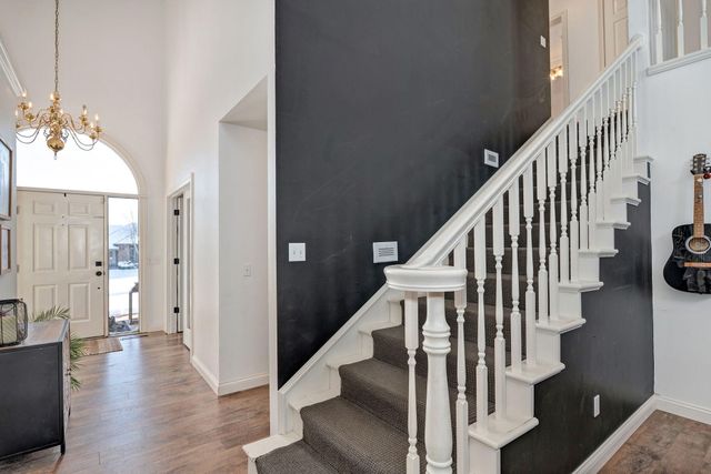 2025 N Equestrian, Nixa, MO 65714