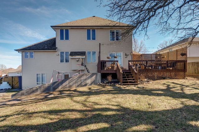 2025 N Equestrian, Nixa, MO 65714