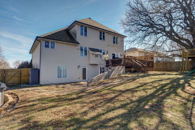 2025 N Equestrian, Nixa, MO 65714