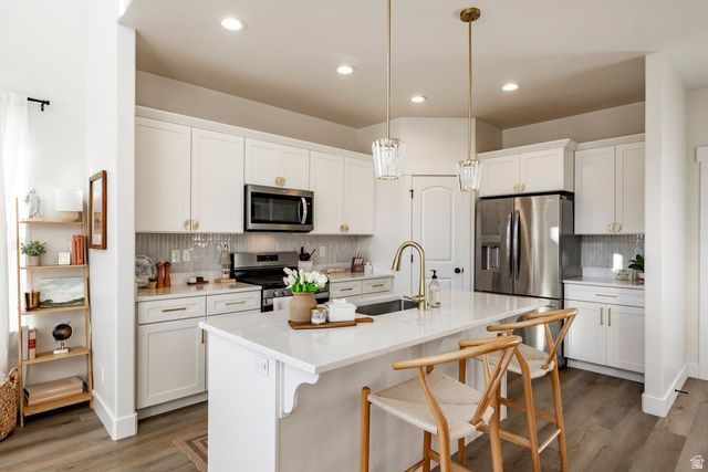 13618 S VERNET DR, Riverton, UT 84096