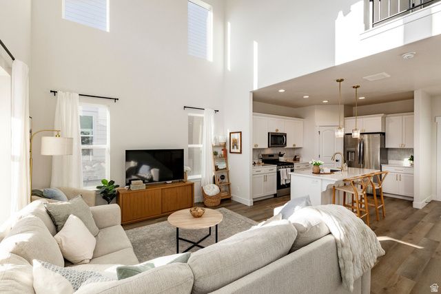 13618 S VERNET DR, Riverton, UT 84096