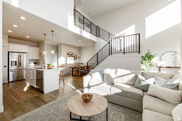 13618 S VERNET DR, Riverton, UT 84096