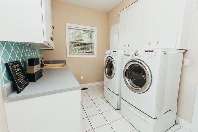 102 Lanier Island Circle, Brunswick, GA 31520