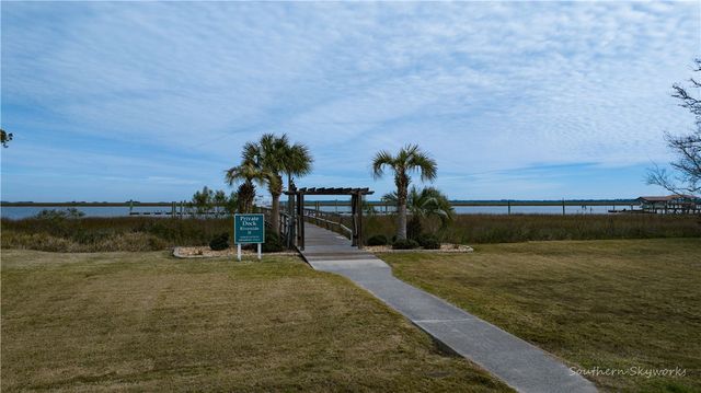 102 Lanier Island Circle, Brunswick, GA 31520