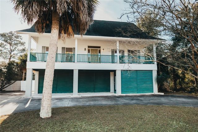 102 Lanier Island Circle, Brunswick, GA 31520