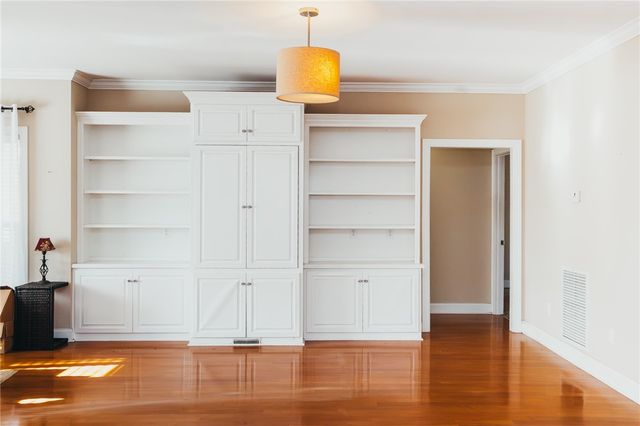 102 Lanier Island Circle, Brunswick, GA 31520