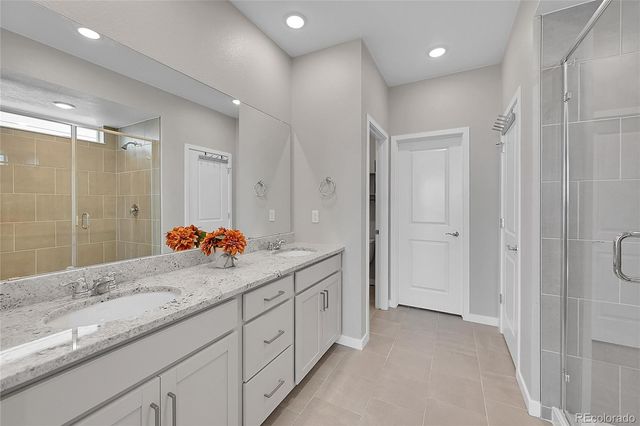 23642 E 40th Avenue, Aurora, CO 80019