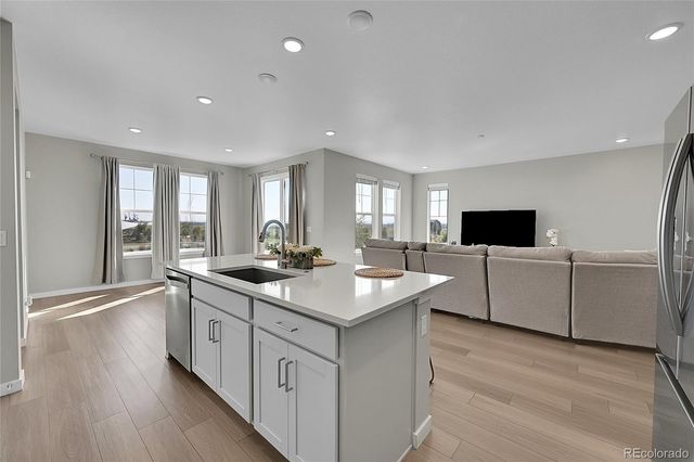 23642 E 40th Avenue, Aurora, CO 80019