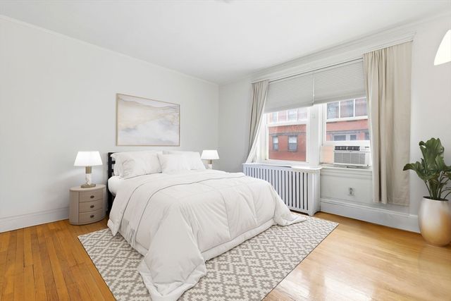 73 Parkman St 1, Brookline, MA 02446