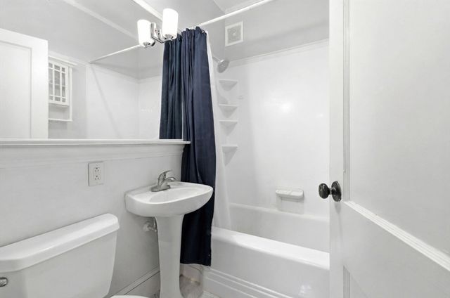 73 Parkman St 1, Brookline, MA 02446