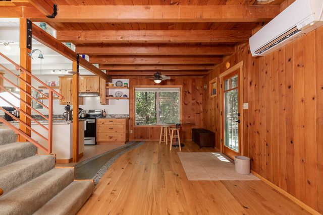 8843 Deer Creek Road, Selma, OR 97538