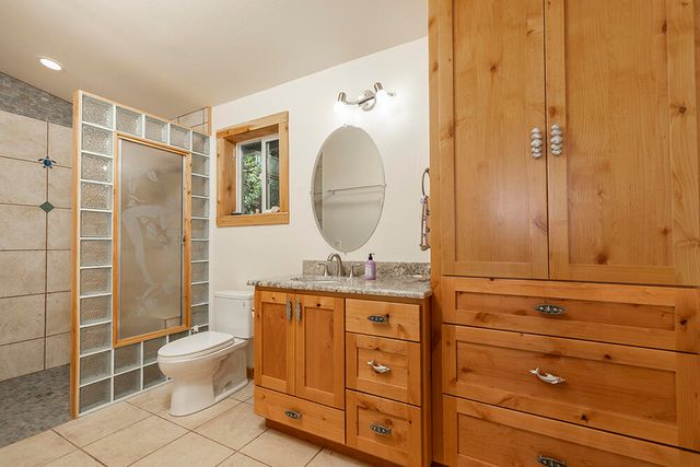 8843 Deer Creek Road, Selma, OR 97538