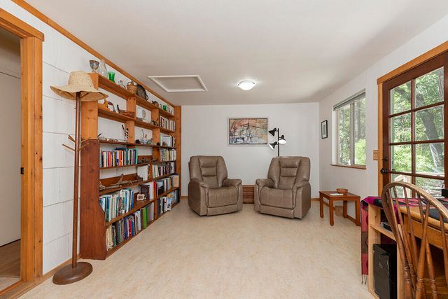 8843 Deer Creek Road, Selma, OR 97538