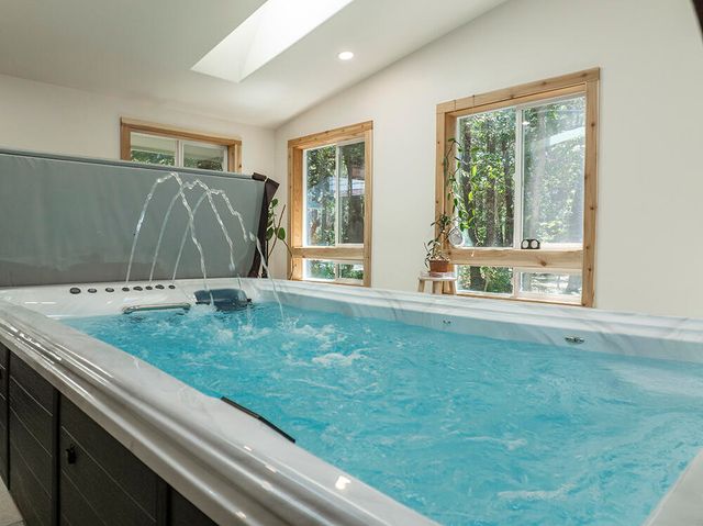 8843 Deer Creek Road, Selma, OR 97538