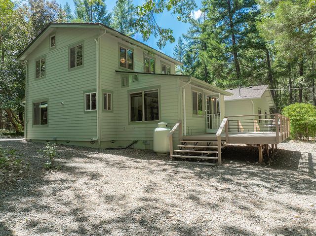 8843 Deer Creek Road, Selma, OR 97538