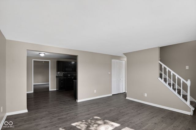 1717 S 9th Avenue, Beech Grove, IN 46107